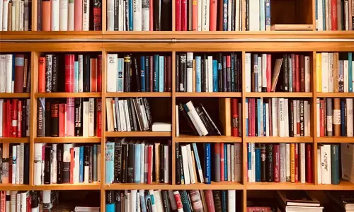 ತಳ ಅಂತಸ್ತಿನಲ್ಲೇ ಲೈಬ್ರರಿ ಇರುವ ಬಗ್ಗೆ ತಿಂಗಳ ಮೊದಲೇ ದೂರು ದಾಖಲಾಗಿದ್ದರೂ ಯಾವುದೇ ಕ್ರಮ ತೆಗೆದುಕೊಳ್ಳದ ಅಧಿಕಾರಿಗಳು: ವರದಿ