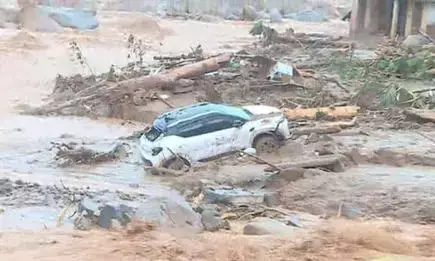 ವಯನಾಡಿನಲ್ಲಿ ಭಾರೀ ಭೂಕುಸಿತ: ಹಲವರು ಮಣ್ಣಿನಡಿಯಲ್ಲಿ ಸಿಕ್ಕಿ ಹಾಕಿಕೊಂಡಿರುವ ಶಂಕೆ