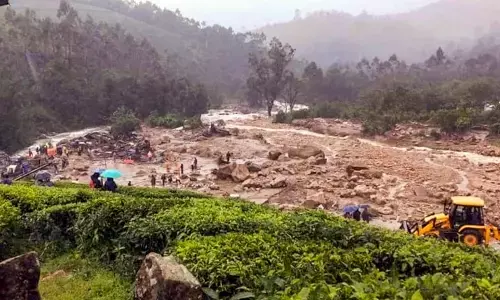 ವಯನಾಡ್ ಭೂ ಕುಸಿತ | ಎಲ್ಲಾ ರೀತಿಯ ನೆರವು ನೀಡಲು ಕೇಂದ್ರ ಸರಕಾರ ಬದ್ಧ: ಕೇಂದ್ರ ಸಚಿವ ಸುರೇಶ್ ಗೋಪಿ