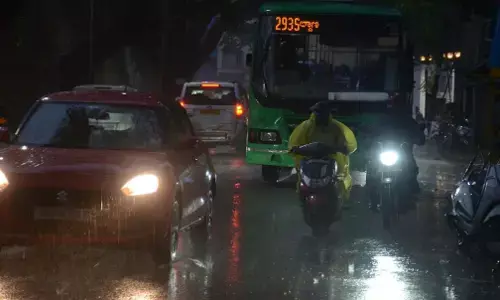 ಬೆಂಗಳೂರಿನಲ್ಲಿ ಧಾರಾಕಾರ ಮಳೆಯಿಂದ ಆವಾಂತರ ಸೃಷ್ಟಿ