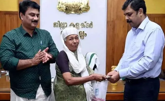 ವಯನಾಡ್ ಭೂಕುಸಿತ | ಪಿಂಚಣಿ, ಅಲ್ಪ ಸಂಪಾದನೆಯನ್ನೇ ಸಿಎಂ ಪರಿಹಾರ ನಿಧಿಗೆ ದೇಣಿಗೆ ನೀಡಿದ ಚಹಾ ಅಂಗಡಿ ಮಾಲಕಿ ಝುಬೈದಾ