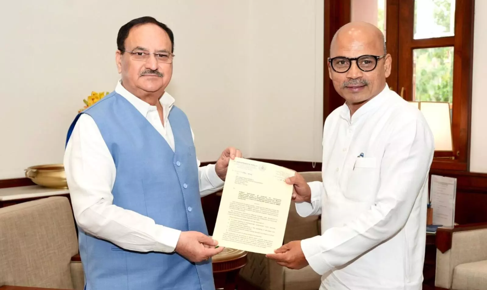 ರಾಯಚೂರಿನಲ್ಲಿ ಏಮ್ಸ್ ಸ್ಥಾಪನೆ: ಕೇಂದ್ರ ಆರೋಗ್ಯ ಸಚಿವ ಜೆ.ಪಿ.ನಡ್ಡಾ ಭೇಟಿ ಮಾಡಿದ ಡಾ.ಶರಣ ಪ್ರಕಾಶ್ ಪಾಟೀಲ್