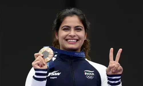 ಮನು ಭಾಕರ್ ಅದೃಷ್ಟ ಬದಲಿಸಿದ ಪ್ಯಾರಿಸ್ ಒಲಿಂಪಿಕ್ಸ್ | ಕೋಟಿ ರೂ.ಗೆ ಏರಿಕೆಯಾದ ಜಾಹೀರಾತು ಸಂಭಾವನೆ!