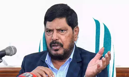 ಎಸ್‌ಸಿ,ಎಸ್‌ಟಿ ಮೀಸಲಾತಿಗೆ ಕೆನೆಪದರ ಅನ್ವಯಿಸುವುದಕ್ಕೆ ಸಚಿವ ಅಠವಳೆ ವಿರೋಧ