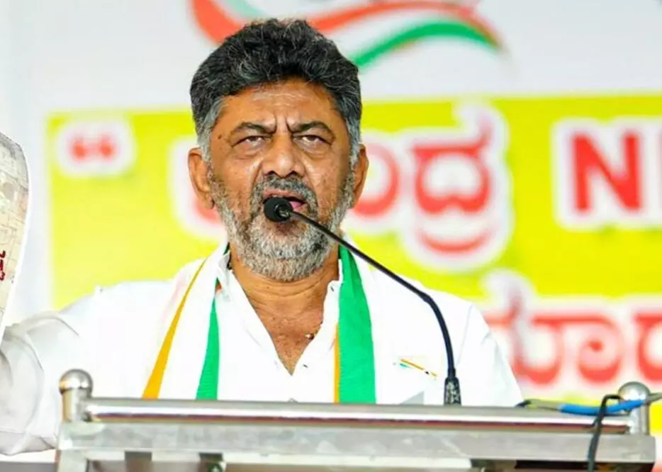 ಕುಮಾರಸ್ವಾಮಿ ಈರುಳ್ಳಿ, ಆಲೂಗಡ್ಡೆ ಬೆಳೆದಿಲ್ಲ, ಆಸ್ತಿ ಪಟ್ಟಿ ಶೀಘ್ರದಲ್ಲೇ ಬಹಿರಂಗ: ಡಿ.ಕೆ. ಶಿವಕುಮಾರ್ ಕುಮಾರಸ್ವಾಮಿ ಈರುಳ್ಳಿ, ಆಲೂಗಡ್ಡೆ ಬೆಳೆದಿಲ್ಲ, ಆಸ್ತಿ ಪಟ್ಟಿ ಶೀಘ್ರದಲ್ಲೇ ಬಹಿರಂಗ: ಡಿ.ಕೆ. ಶಿವಕುಮಾರ್