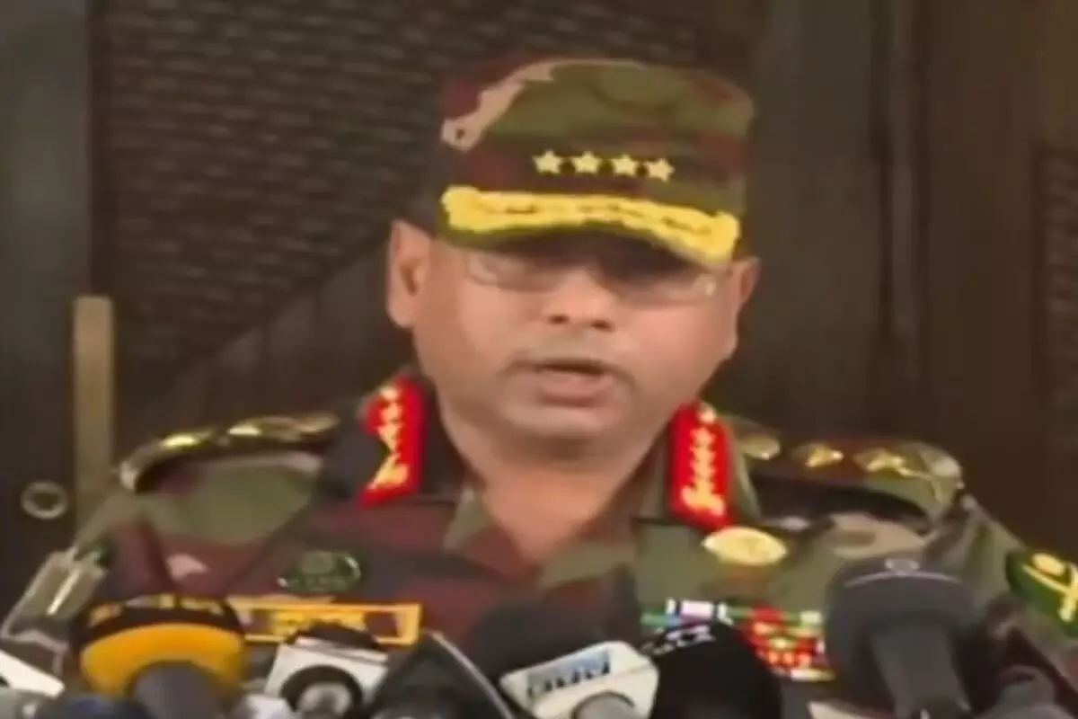 ಶೇಕ್‌ ಹಸೀನಾ ರಾಜಿನಾಮೆ ಬೆನ್ನಲ್ಲೇ ಬಾಂಗ್ಲಾದಲ್ಲಿ ಸೇನಾಡಳಿತ ಜಾರಿ