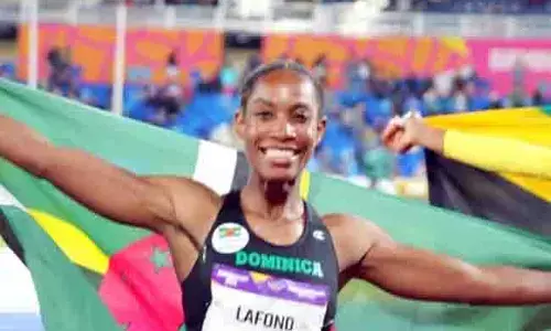 ಡೊಮಿನಿಕಾ ಎಂಬ ಸ್ವರ್ಗದ ತುಂಡು ಮತ್ತು ಥಿಯಾ ಲಾಫಂಡ್‌ಳ ಚಿನ್ನದ ಜಿಗಿತ