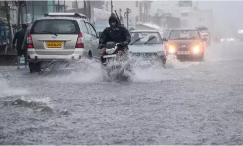 ಗುಜರಾತ್ | ನವಸಾರಿ ಮತ್ತು ವಲ್ಸಾಡ್ ಜಿಲ್ಲೆಗಳಲ್ಲಿ ಭಾರೀ ಮಳೆ, ಉಕ್ಕಿಹರಿಯುತ್ತಿರುವ ನದಿಗಳು