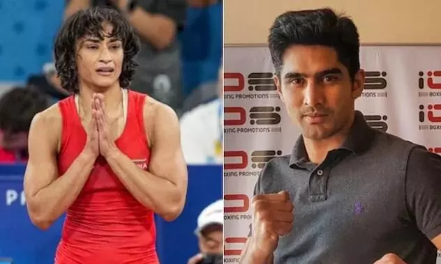 ಭಾರತದ ವಿರುದ್ಧ ಸಂಚು: ವಿನೇಶ್ ಫೋಗಟ್ ಅನರ್ಹತೆ ಕುರಿತು ವಿಜೇಂದರ್ ಸಿಂಗ್ ಪ್ರತಿಕ್ರಿಯೆ ಭಾರತದ ವಿರುದ್ಧ ಸಂಚು: ವಿನೇಶ್ ಫೋಗಟ್ ಅನರ್ಹತೆ ಕುರಿತು ವಿಜೇಂದರ್ ಸಿಂಗ್ ಪ್ರತಿಕ್ರಿಯೆ