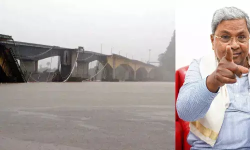 ಕಾಳಿನದಿ ಸೇತುವೆ ಕುಸಿತ: ಉತ್ತರ ಕನ್ನಡ ಡಿಸಿಯಿಂದ ಮಾಹಿತಿ ಪಡೆದ ಸಿಎಂ