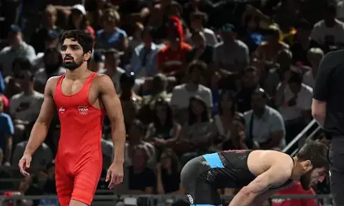 ಭಾರತದ ಕುಸ್ತಿಪಟು ಅಮನ್ ಸೆಹ್ರಾವತ್ ಸೆಮಿ ಫೈನಲ್ ಗೆ