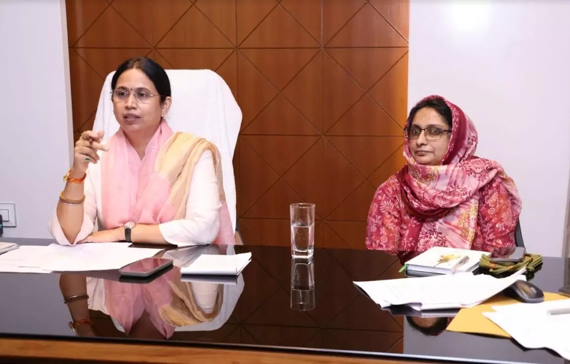 ಕೇಂದ್ರ ಸಚಿವೆ ಅನ್ನಪೂರ್ಣ ದೇವಿ ಅಧ್ಯಕ್ಷತೆಯಲ್ಲಿ ವಿಡಿಯೋ ಕಾನ್ಫರೆನ್ಸ್ : ಲಕ್ಷ್ಮಿ ಹೆಬ್ಬಾಳ್ಕರ್ ಭಾಗಿ ಕೇಂದ್ರ ಸಚಿವೆ ಅನ್ನಪೂರ್ಣ ದೇವಿ ಅಧ್ಯಕ್ಷತೆಯಲ್ಲಿ ವಿಡಿಯೋ ಕಾನ್ಫರೆನ್ಸ್ : ಲಕ್ಷ್ಮಿ ಹೆಬ್ಬಾಳ್ಕರ್ ಭಾಗಿ