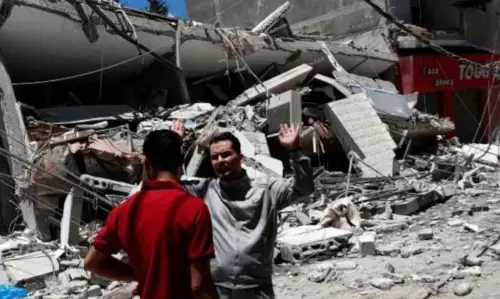 ಗಾಝಾ ಶಾಲೆ ಮೇಲೆ ಇಸ್ರೇಲ್‌ ವಾಯು ದಾಳಿ: 100 ಮಂದಿ ಬಲಿ