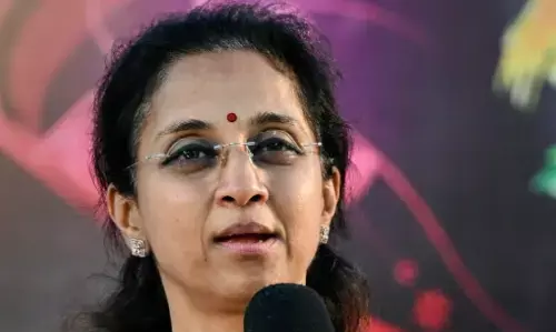 ನನಗೆ ಕರೆ ಅಥವಾ ಸಂದೇಶ ಕಳಿಸಬೇಡಿ: ನನ್ನ ಫೋನ್ ಹಾಗೂ ವಾಟ್ಸ್ ಆ್ಯಪ್ ಹ್ಯಾಕ್ ಆಗಿದೆ ಎಂದ ಸುಪ್ರಿಯಾ ಸುಳೆ