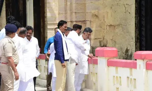 ತುಂಗಭದ್ರಾ ಜಲಾಶಯಕ್ಕೆ ಡಿಸಿಎಂ ಡಿ.ಕೆ.ಶಿವಕುಮಾರ್‌ ಭೇಟಿ ; ಪರಿಶೀಲನೆ