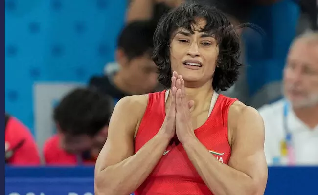 ವಿನೇಶ್ ಫೋಗಟ್ ಮೇಲ್ಮನವಿ: ನಾಳೆ(ಆ.13) ಕ್ರೀಡಾ ನ್ಯಾಯ ಮಂಡಳಿಯಿಂದ ತೀರ್ಪು ವಿನೇಶ್ ಫೋಗಟ್ ಮೇಲ್ಮನವಿ: ನಾಳೆ(ಆ.13) ಕ್ರೀಡಾ ನ್ಯಾಯ ಮಂಡಳಿಯಿಂದ ತೀರ್ಪು