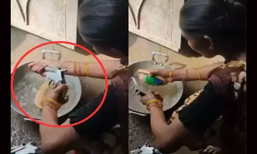 ಮಧ್ಯಪ್ರದೇಶ | ಮಹಿಳೆಯೊಬ್ಬರು ಬಂದೂಕು ಶುಚಿಗೊಳಿಸುತ್ತಿರುವ ವೀಡಿಯೊ ನೀಡಿದ ಸುಳಿವು ; ಅಕ್ರಮ ಶಸ್ತ್ರಾಸ್ತ್ರ ಕಾರ್ಖಾನೆಯನ್ನು ಪತ್ತೆ ಹಚ್ಚಿದ ಪೊಲೀಸರು!