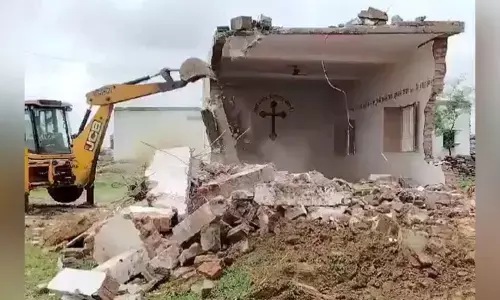 ಉತ್ತರ ಪ್ರದೇಶ | ಮಿರ್ಝಾಪುರದ ಅರಣ್ಯ ಭೂಮಿಯಲ್ಲಿ ನಿರ್ಮಿಸಲಾಗಿದ್ದ ಚರ್ಚ್ ನೆಲಸಮ