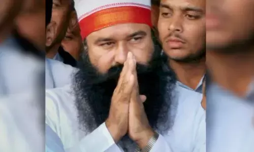 ಅತ್ಯಾಚಾರ ಪ್ರಕರಣದಲ್ಲಿ ಜೈಲು ಶಿಕ್ಷೆ ಅನುಭವಿಸುತ್ತಿರುವ ದೇರಾ ಮುಖ್ಯಸ್ಥ ಗುರ್ಮೀತ್‌ ಸಿಂಗ್ ಗೆ ಮತ್ತೆ ಪೆರೋಲ್‌