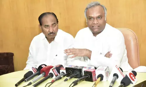 ಬಿಜೆಪಿ ಎಲ್ಲಿ ಬಲಹೀನವಾಗಿದೆಯೋ, ಅಲ್ಲಲ್ಲಿ ರಾಜಭವನದ ದುರುಪಯೋಗ : ಪ್ರಿಯಾಂಕ್‌ ಖರ್ಗೆ