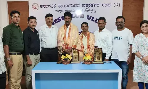 ಉಳ್ಳಾಲ ಪ್ರೆಸ್ ಕ್ಲಬ್ ವತಿಯಿಂದ ಯೋಗಗುರು ಕುಶಾಲಪ್ಪ ಗೌಡ, ಸಂತೋಷ್ ಬೋಳಿಯಾರ್‌ಗೆ ಸನ್ಮಾನ