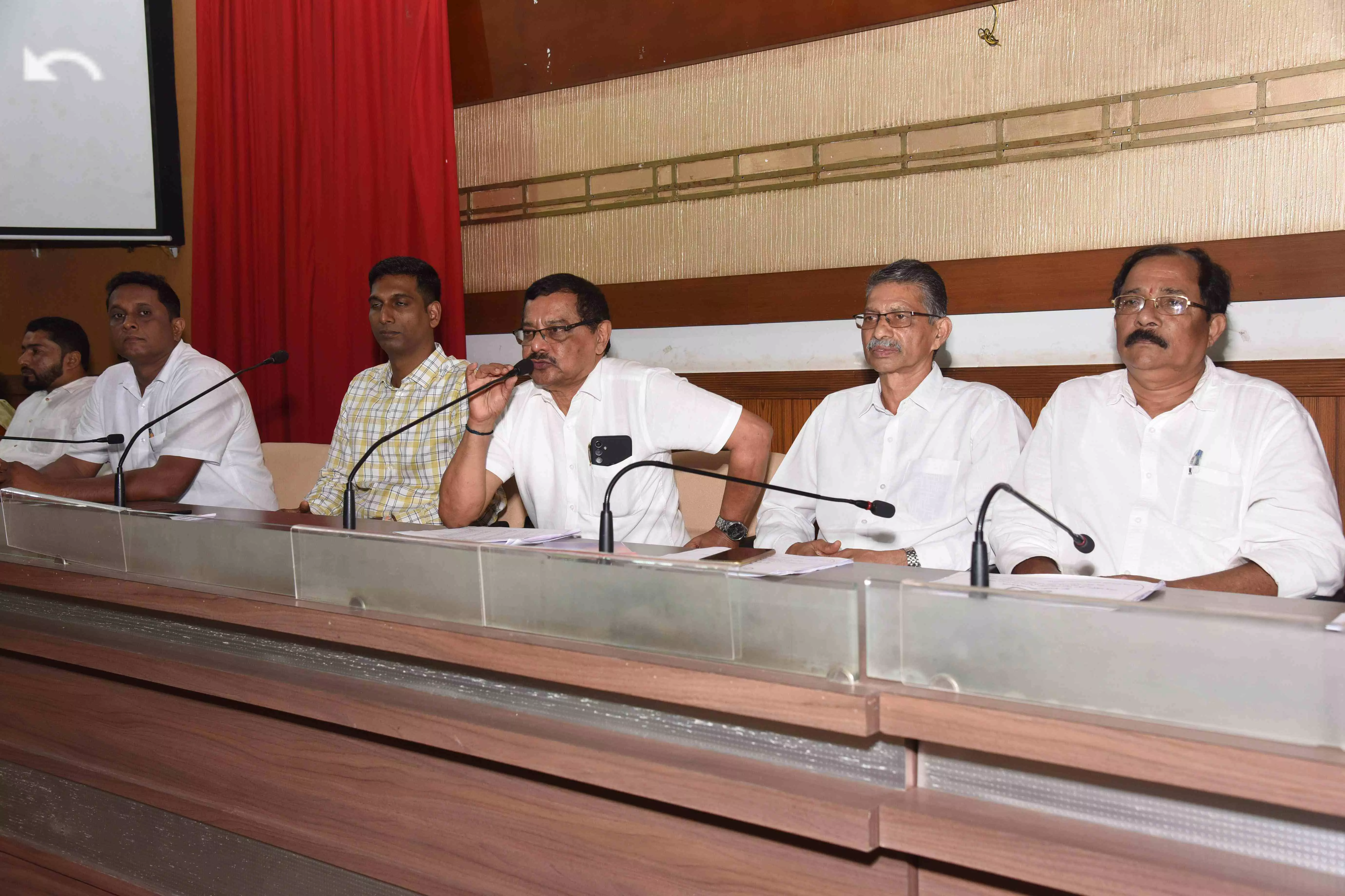 ದ.ಕ. ಜಿಲ್ಲೆಯಲ್ಲಿ ಗ್ಯಾರಂಟಿ ಯೋಜನೆಗಳ ಅನುಷ್ಠಾನದಲ್ಲಿ ಶೇ.90ರಷ್ಟು ಸಾಧನೆ : ಭರತ್ ಮುಂಡೋಡಿ