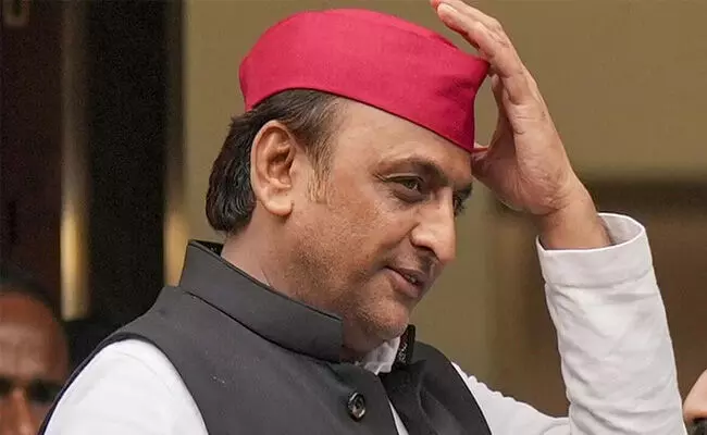 ಉತ್ತರ ಪ್ರದೇಶದ ಉಪ ಚುನಾವಣೆ | ಜಿಲ್ಲೆಗಳಿಂದ ಮುಸ್ಲಿಂ-ಯಾದವ್ ಅಧಿಕಾರಿಗಳಿಗೆ ಕ್ಷೇತ್ರ ಕಾರ್ಯದಿಂದ ಕೊಕ್! ಉತ್ತರ ಪ್ರದೇಶದ ಉಪ ಚುನಾವಣೆ | ಜಿಲ್ಲೆಗಳಿಂದ ಮುಸ್ಲಿಂ-ಯಾದವ್ ಅಧಿಕಾರಿಗಳಿಗೆ ಕ್ಷೇತ್ರ ಕಾರ್ಯದಿಂದ ಕೊಕ್!