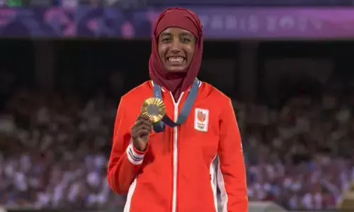 ಪ್ಯಾರಿಸ್‌ ಒಲಿಂಪಿಕ್ಸ್ | ಚಿನ್ನದ ಪದಕ ವಿಜೇತೆ ಹಿಜಾಬ್‌ ಧಾರಿಣಿ ಸಿಫಾನ್ ಹಸನ್