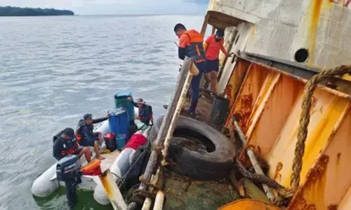 ಫಿಲಿಪ್ಪೀನ್ಸ್: ಮುಳುಗಿದ ಹಡಗಿನಿಂದ ತೈಲ ತೆರವು ಕಾರ್ಯ ಆರಂಭ