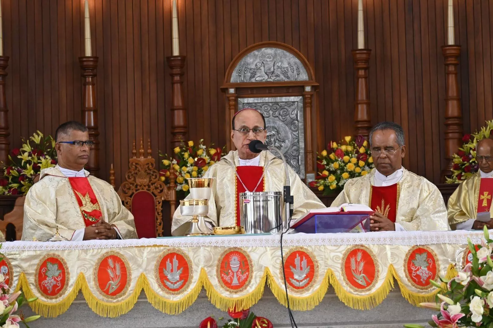 ಕಲ್ಮಾಡಿ ಸ್ಟೆಲ್ಲಾ ಮಾರಿಸ್ ಕ್ಷೇತ್ರದ ವಾರ್ಷಿಕ ಮಹೋತ್ಸವ ಕಲ್ಮಾಡಿ ಸ್ಟೆಲ್ಲಾ ಮಾರಿಸ್ ಕ್ಷೇತ್ರದ ವಾರ್ಷಿಕ ಮಹೋತ್ಸವ