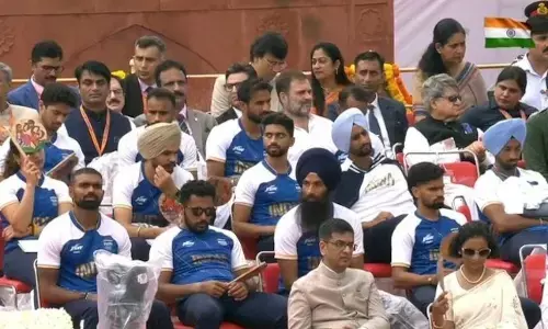 ಕೆಂಪು ಕೋಟೆಯಲ್ಲಿ ಸ್ವಾತಂತ್ರ್ಯ ದಿನಾಚರಣೆಯಲ್ಲಿ ಭಾಗವಹಿಸಿದ ರಾಹುಲ್‌ ಗಾಂಧಿ