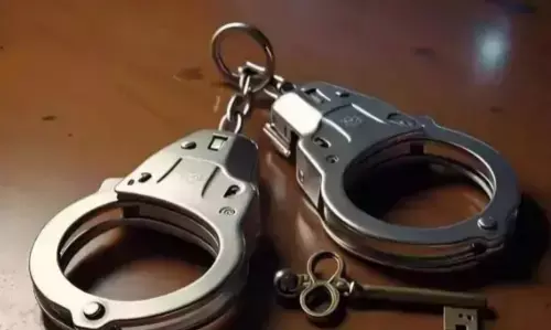 ಬೆಂಗಳೂರು | ಮಿಸ್ಡ್ ಕಾಲ್ ಕೊಟ್ಟು ಹನಿಟ್ರ್ಯಾಪ್ ಆರೋಪ : ಮೂವರ ಬಂಧನ