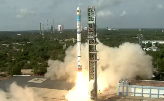 ಭೂ ವೀಕ್ಷಣಾ ಉಪಗ್ರಹ ಇಒಎಸ್-08 ಅನ್ನು ಯಶಸ್ವಿಯಾಗಿ ಉಡಾಯಿಸಿದ ಇಸ್ರೋ