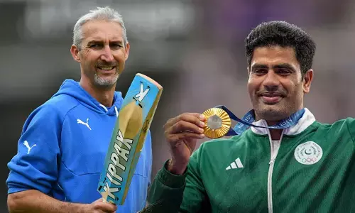 ಡ್ರೆಸ್ಸಿಂಗ್ ರೂಂನಲ್ಲಿ ಕ್ರಿಕೆಟ್ ಆಟಗಾರರೊಂದಿಗೆ ನಿಮ್ಮ ಸಾಧನೆಯನ್ನು ಹಂಚಿಕೊಳ್ಳಿ : ಅರ್ಶದ್ ನದೀಮ್ ಗೆ ಆಹ್ವಾನ ನೀಡಿದ ಪಾಕ್ ಕೋಚ್