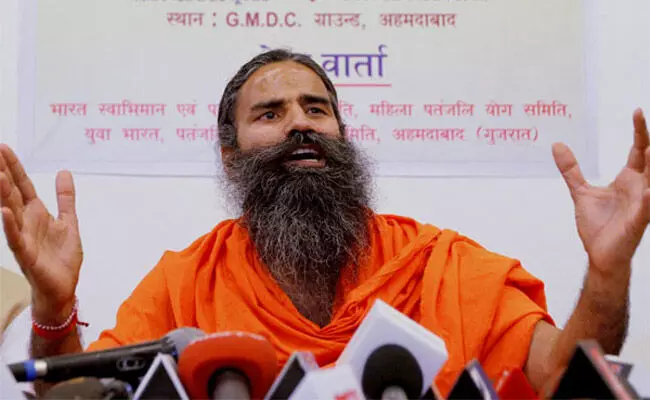 ವಿಷಕಾರಿ ಅಲೋಪತಿ ಔಷಧಿಗಳು ಲಕ್ಷಾಂತರ ಭಾರತೀಯರನ್ನು ಕೊಂದಿವೆ: ರಾಮದೇವ್ ವಿಷಕಾರಿ ಅಲೋಪತಿ ಔಷಧಿಗಳು ಲಕ್ಷಾಂತರ ಭಾರತೀಯರನ್ನು ಕೊಂದಿವೆ: ರಾಮದೇವ್