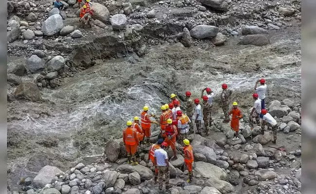 ಹಿಮಾಚಲ ಪ್ರದೇಶ | ಹಠಾತ್ ಪ್ರವಾಹದಲ್ಲಿ ಮೃತರ ಸಂಖ್ಯೆ 32ಕ್ಕೇರಿಕೆ ; 20ಕ್ಕೂ ಹೆಚ್ಚು ಜನರು ಇನ್ನೂ ನಾಪತ್ತೆ