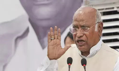 ಎಸ್‌ಸಿ, ಎಸ್‌ಟಿ, ಒಬಿಸಿಗಳನ್ನು ಮೀಸಲಾತಿಯಿಂದ ದೂರ ಇರಿಸುವ ವಿಧಾನದಲ್ಲಿ ನೇಮಕಾತಿ ಮಾಡುತ್ತಿರುವ ಬಿಜೆಪಿ: ಖರ್ಗೆ