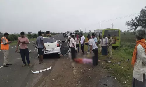 ಗದಗ | ಭೀಕರ ರಸ್ತೆ ಅಪಘಾತ: ಒಂದೇ ಕುಟುಂಬದ ನಾಲ್ವರು ಮೃತ್ಯು