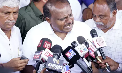 ಕಾಂಗ್ರೆಸ್ ಸರಕಾರ ನನ್ನನ್ನು ಹೆದರಿಸಿ ಬ್ಲ್ಯಾಕ್ ಮೇಲ್ ಮಾಡುತ್ತಿದೆ : ಎಚ್‌ಡಿಕೆ ಆರೋಪ