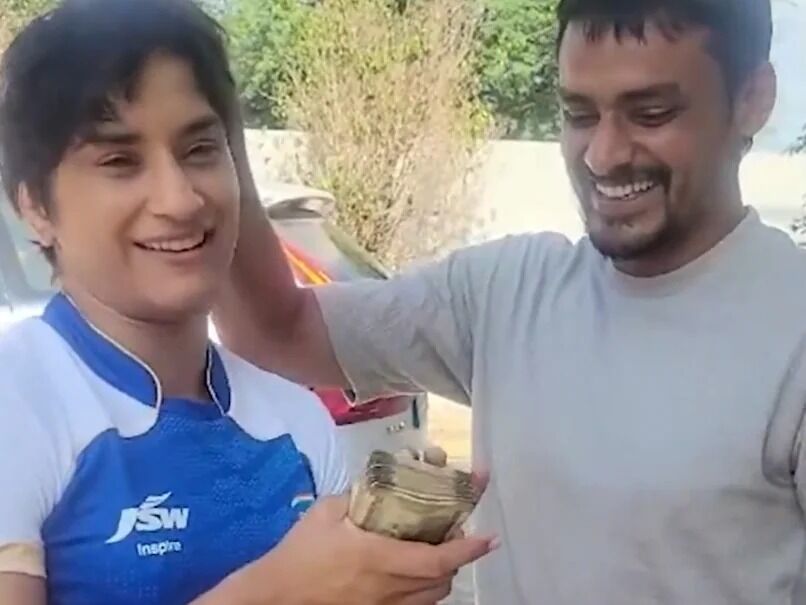 ರಕ್ಷಾ ಬಂಧನ ಆಚರಿಸಿದ ವಿನೇಶ್ ಫೋಗಟ್