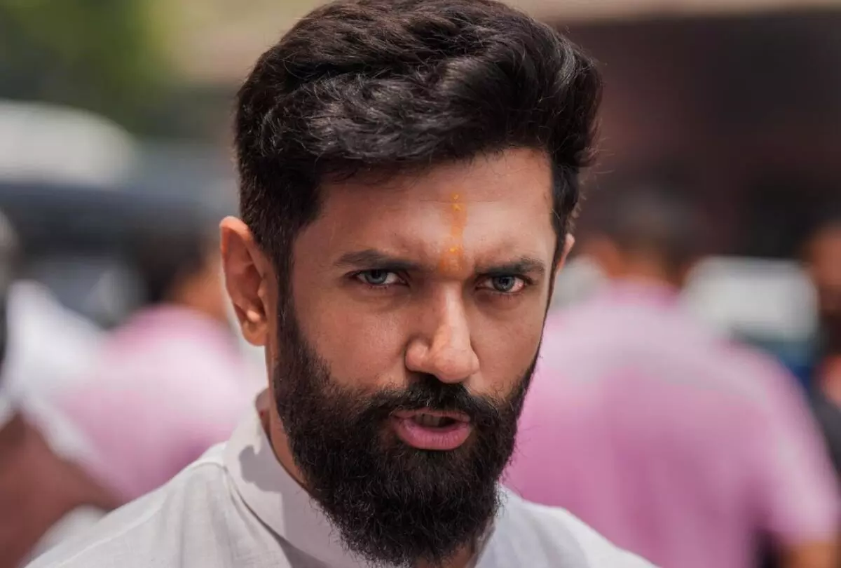 ಲ್ಯಾಟರಲ್ ಎಂಟ್ರಿ: ಕೇಂದ್ರದ ಕ್ರಮಕ್ಕೆ ಎನ್‍ಡಿಎ ಮಿತ್ರಪಕ್ಷದ ಮುಖಂಡ ಪಾಸ್ವಾನ್ ಅಪಸ್ವರ