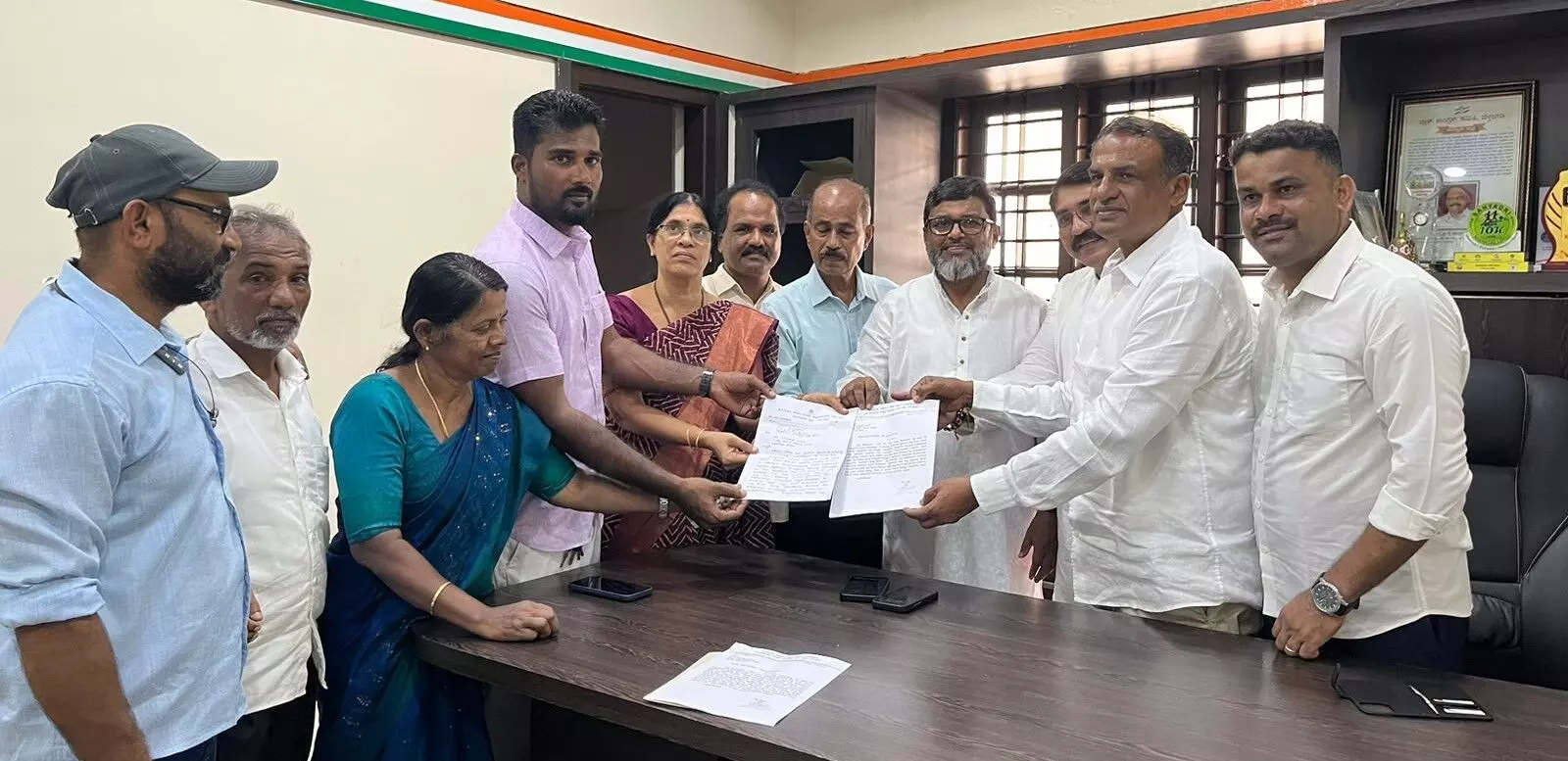 ಬೆಂಗ್ರೆ ಶಾಲೆಯನ್ನು ದತ್ತು ಸ್ವೀಕರಿಸಿದ ಭಂಡಾರಿ ಫೌಂಡೇಶನ್