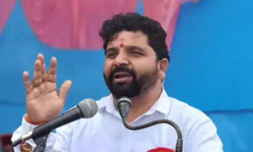 ವಾಟ್ಸ್ಯಾಪ್ ನಲ್ಲಿ ಯುವತಿಯ ನಗ್ನ ಚಿತ್ರಕ್ಕೆ ಒತ್ತಾಯಿಸಿದ ಬಿಜೆಪಿ ಶಾಸಕನ ವಿರುದ್ಧ ಪ್ರಕರಣ