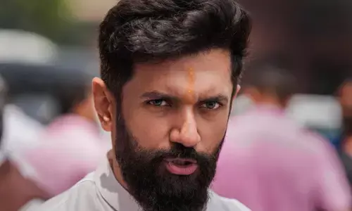 ಲ್ಯಾಟರಲ್ ಎಂಟ್ರಿ: ಕೇಂದ್ರದ ಕ್ರಮಕ್ಕೆ ಎನ್‍ಡಿಎ ಮಿತ್ರಪಕ್ಷದ ಮುಖಂಡ ಪಾಸ್ವಾನ್ ಅಪಸ್ವರ