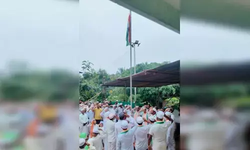 ಅಡ್ಕರೆಪಡ್ಪು: ಮುಹ್ಯಿದ್ದೀನ್ ಜುಮಾ ಮಸ್ಜಿದ್ ಹಾಗೂ ರಹ್ಮಾನಿಯ್ಯ ಮದ್ರಸದಲ್ಲಿ ಸ್ವಾತಂತ್ರ್ಯೋತ್ಸವ