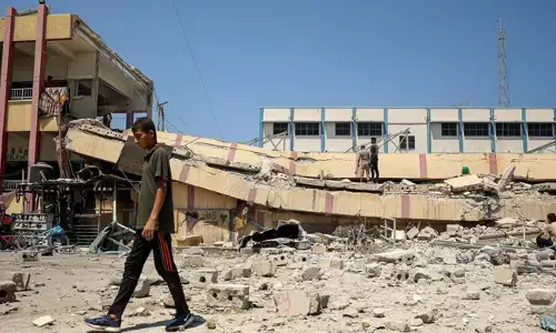 ಗಾಝಾ: ಶಾಲೆಯ ಮೇಲೆ ಇಸ್ರೇಲ್ ದಾಳಿಯಲ್ಲಿ ಕನಿಷ್ಟ 12 ಮಂದಿ ಸಾವು