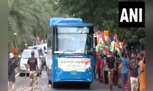 ಭುವನೇಶ್ವರದಲ್ಲಿ ಭಾರತೀಯ ಹಾಕಿ ತಂಡದಿಂದ ರೋಡ್ ಶೋ