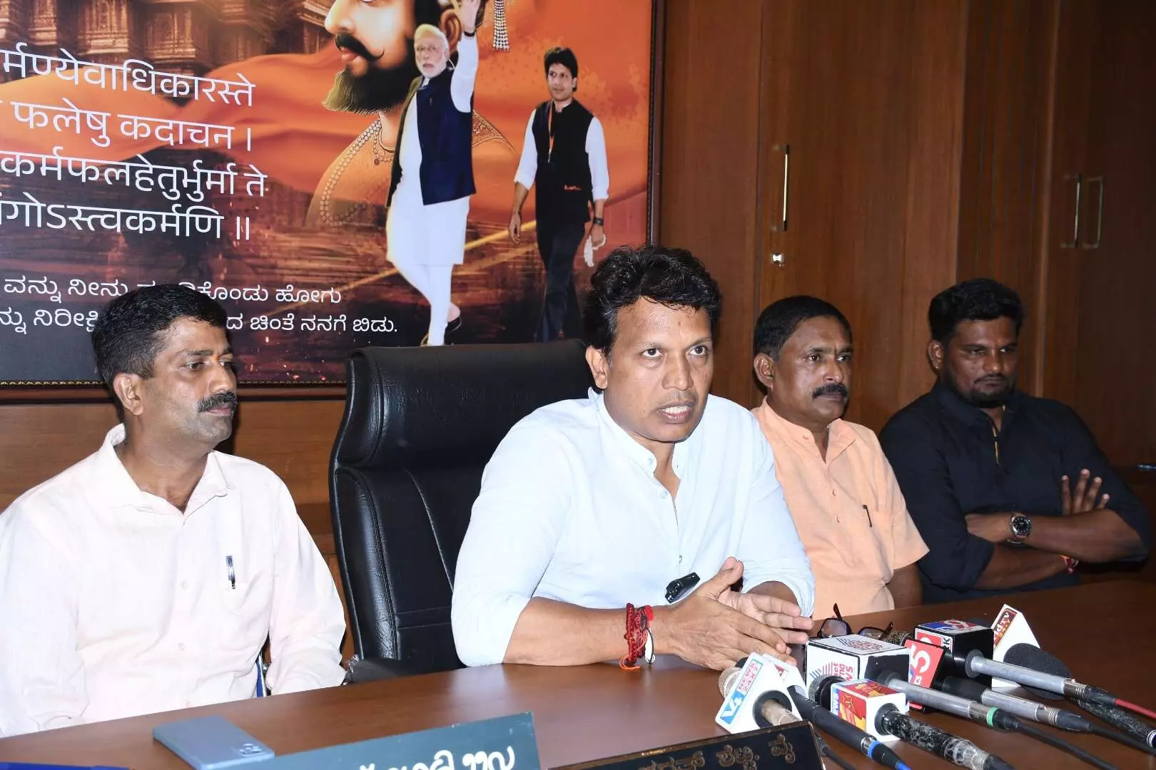 ಅಕ್ರಮ ಮರಳುಗಾರಿಕೆಯಿಂದ ಸೇತುವೆಗೆ ಹಾನಿ ಸಾಧ್ಯತೆ: ಶಾಸಕ ಭರತ್ ಶೆಟ್ಟಿ