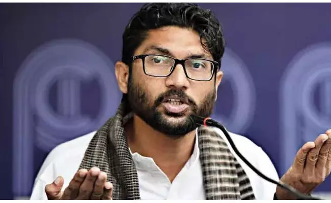 ಗುಜರಾತ್ ವಿಧಾನಸಭೆಯಿಂದ ಕಾಂಗ್ರೆಸ್ ಶಾಸಕ ಜಿಗ್ನೇಶ್ ಮೇವಾನಿ ಉಚ್ಚಾಟನೆ