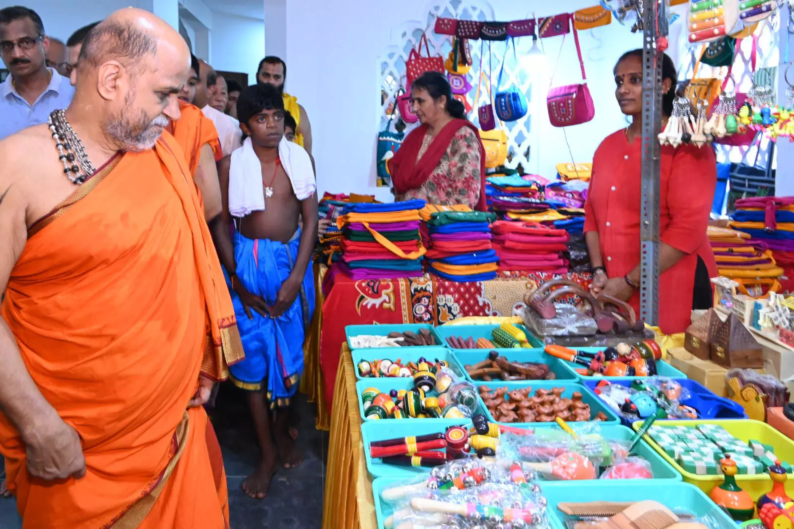 ಕರಕುಶಲ ವಸ್ತುಗಳ ಪ್ರದರ್ಶನ, ಮಾರಾಟ ಮೇಳ ಉದ್ಘಾಟನೆ